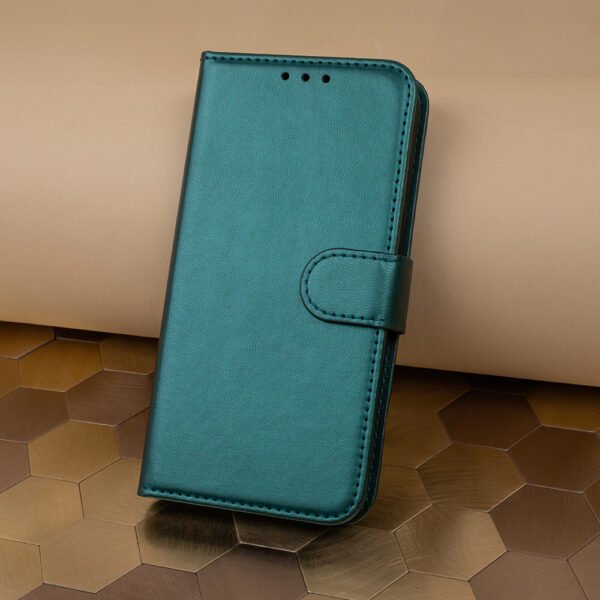 Smart Classic case for iPhone 16 Pro dark green - Image 6
